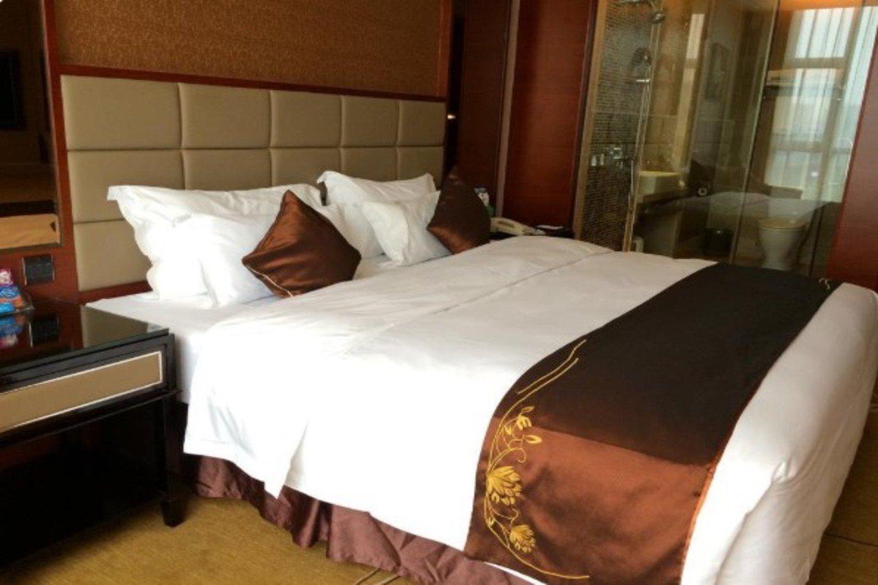 Shenzhen Baoan Royal International Hotel ภายนอก รูปภาพ