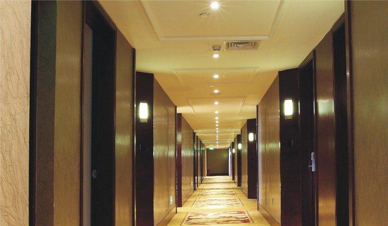 Shenzhen Baoan Royal International Hotel ภายนอก รูปภาพ